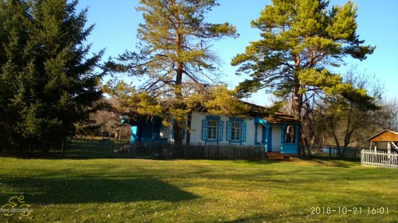 Крестьянская усадьба в с. Подгорное